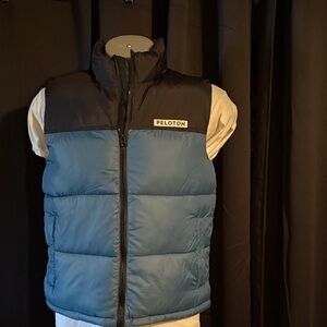 Peloton Men's Two-Tone Puffer Vest